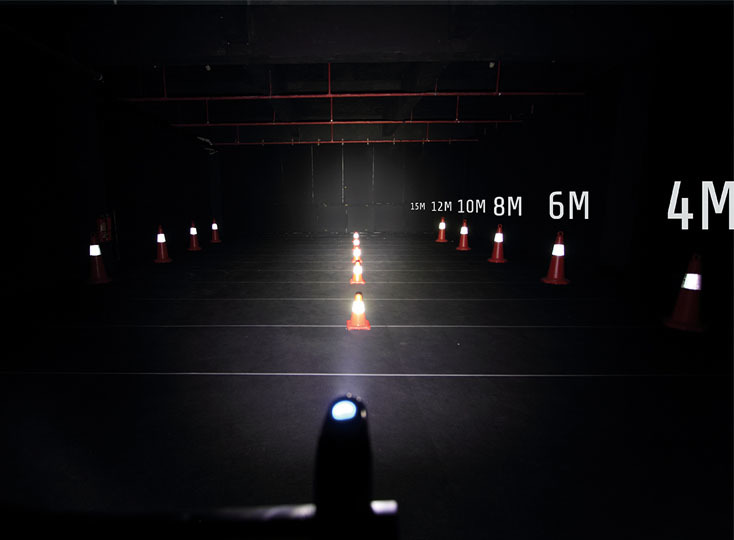 Moon LX 560 Lumen Front Light for Front Lights 3 Moon LX 560 Lumen Front Light for Front Lights - Image 3