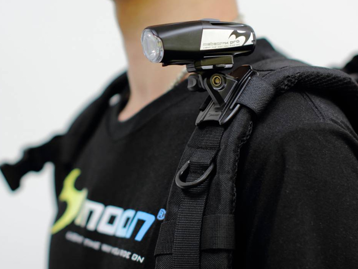 Moon Meteor-X Auto Front Light 2019 - 320 Lumens for Front Lights 4 Moon Meteor-X Auto Front Light 2019 - 320 Lumens for Front Lights - Image 4