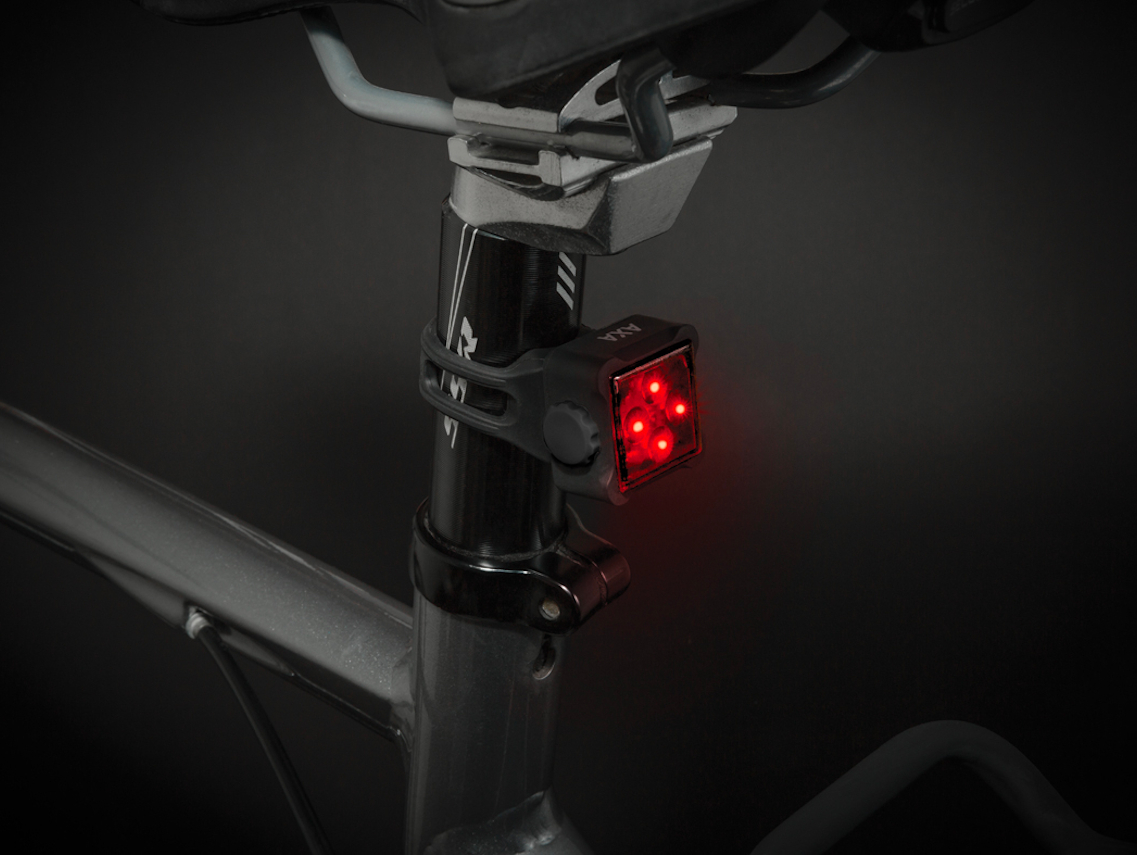 AXA Niteline 44 Front and Rear Light Set for Light Sets 4 AXA Niteline 44 Front and Rear Light Set for Light Sets - Image 4